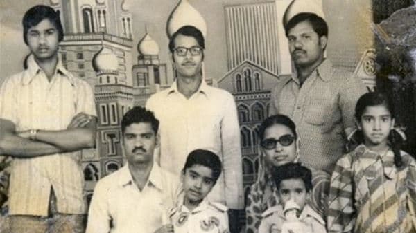 Prof. Ram Kumar Kakani's family group photograph, 1976